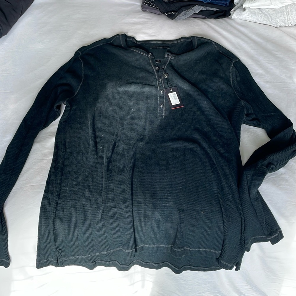 Men’s XXL John Varvatos button down Henley